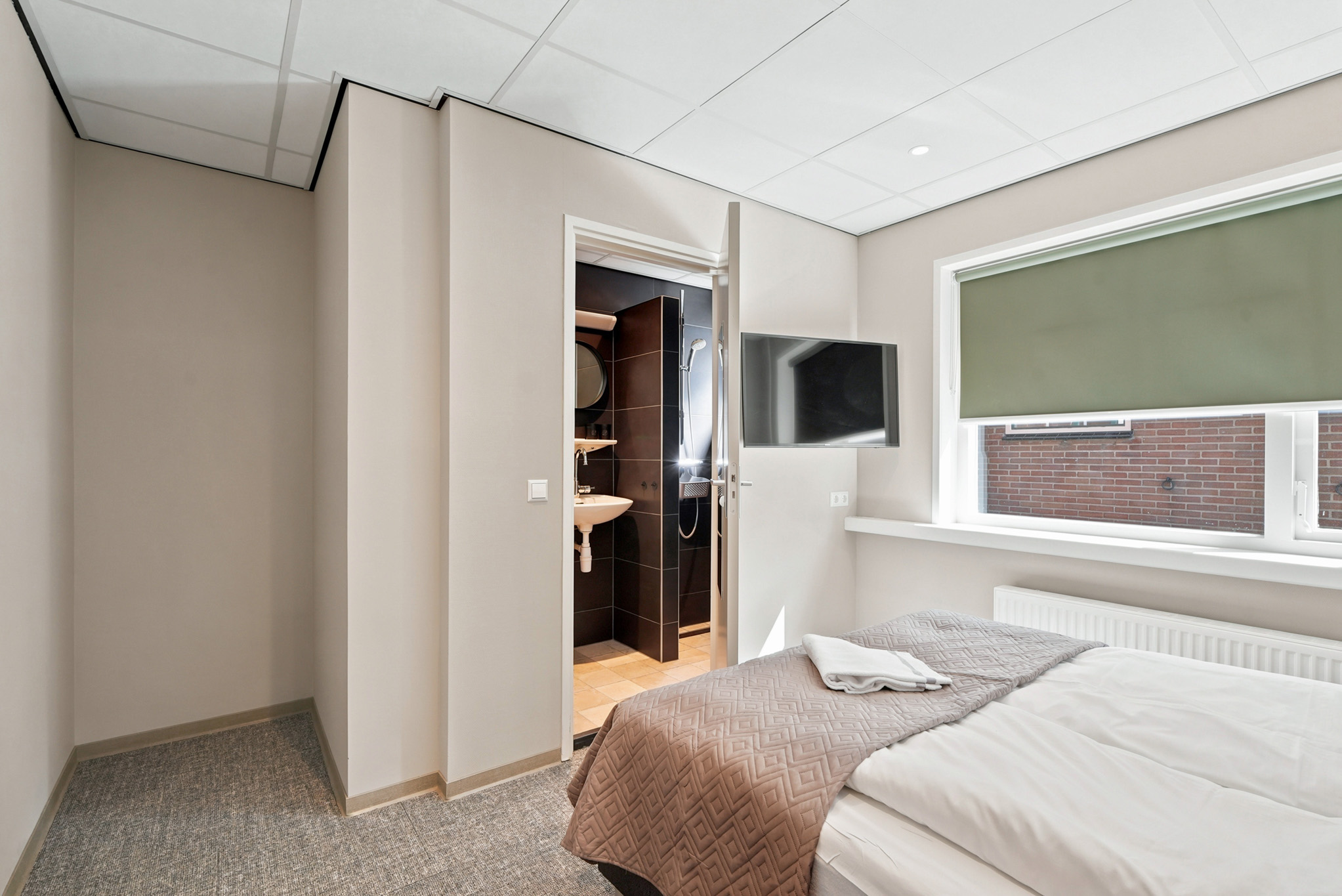 Standard double room Guesthouse Ouddorp Connection